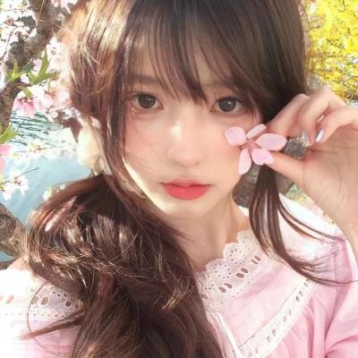 裸体的孩子